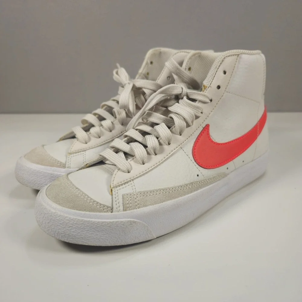 Nike Blazer Mid 77 GS Platinum Tint Crimson Size 7Y Mens 7 Womens 8.5 DA4086-004